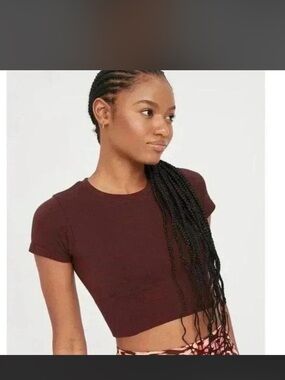 AERIE- burgundy crop top- Size: S
